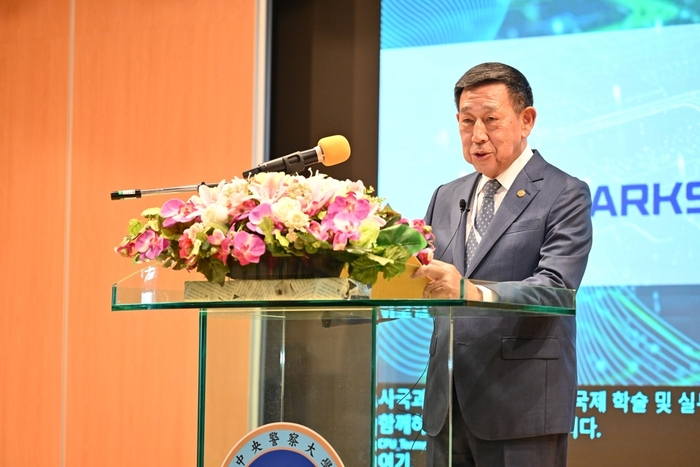 黃炳彰理事長致詞